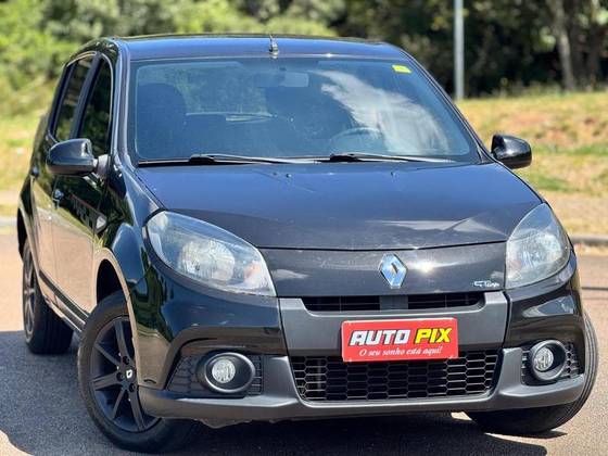 RENAULT SANDERO 1.6 GT LINE LIMITED FLEX 4P MANUAL RENAULT SANDERO 1.6 GT LINE LIMITED FLEX 4P MANUAL